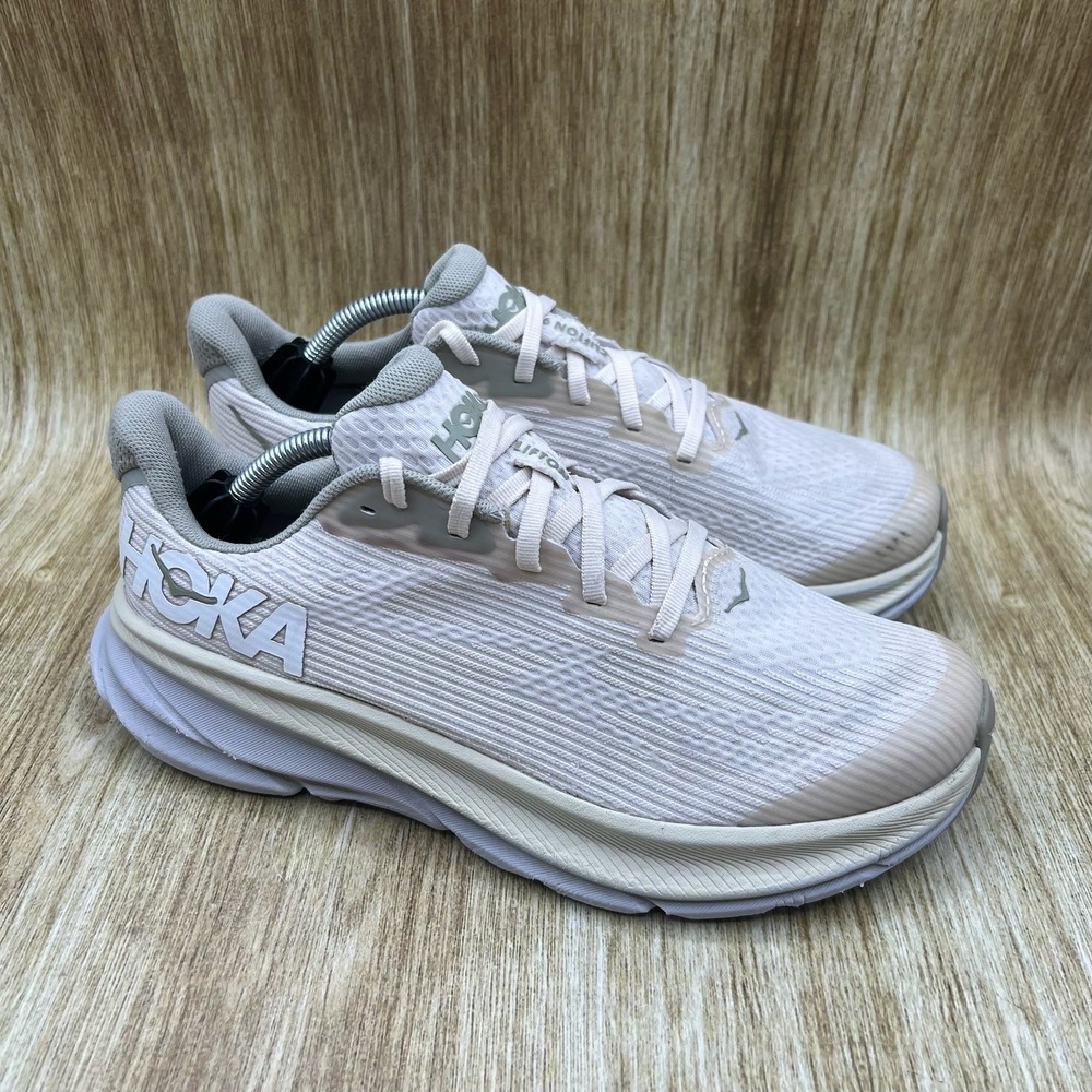Hoka One One Clifton 9 Youth Size 6.5Y Oat Milk Barley Running Shoes 1131170 OKB